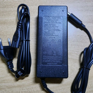 42V 2A 충전기 새제품 판매합니다