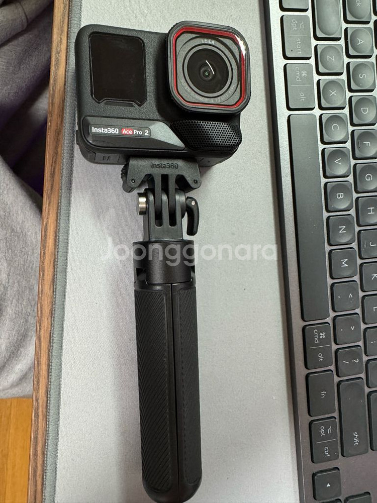 인스타360 에이스프로 2 스냅샷키트 + 전용삼각대--2