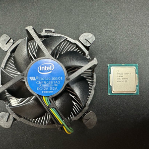 상태좋은 CPU i7-6700 팝니다.