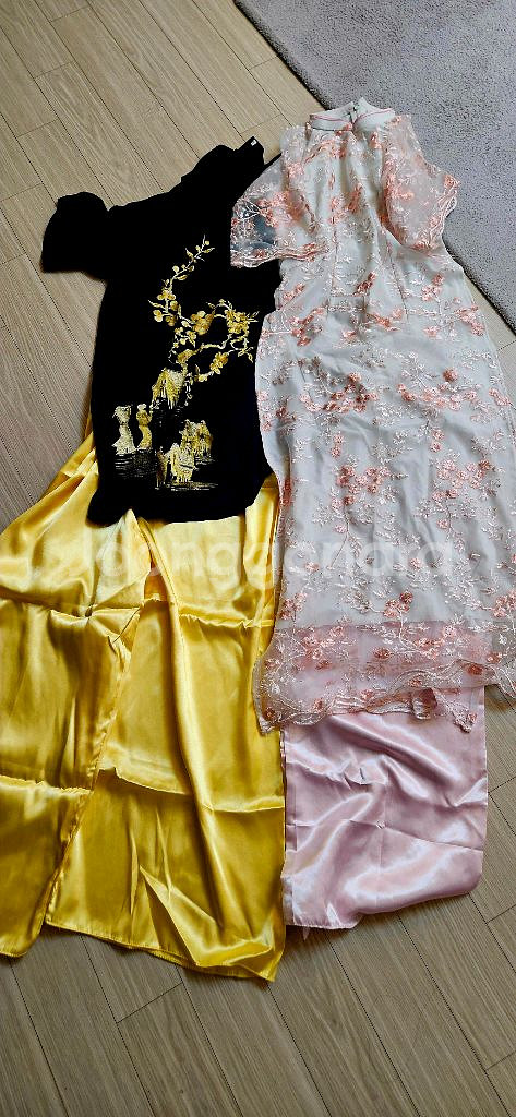 베트남 남녀 아오자이 전통의상--0