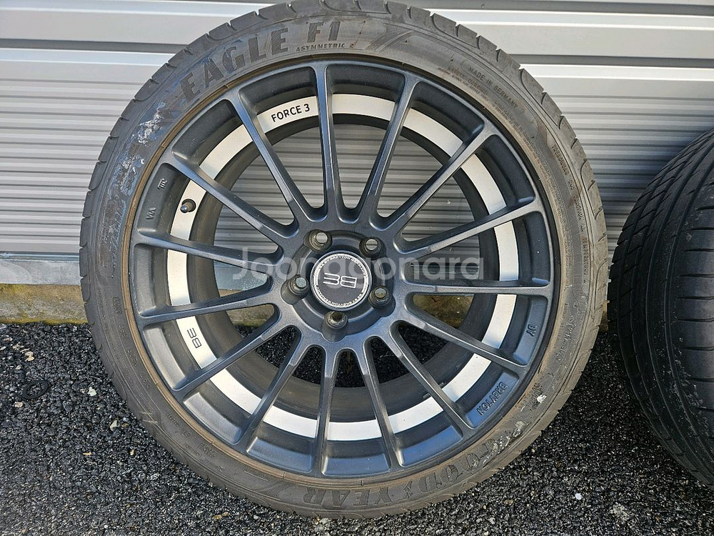 비바이브레이튼 포스3 18인치 휠타이어--5