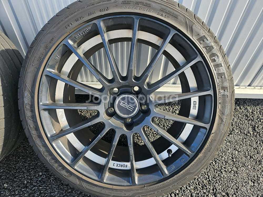 비바이브레이튼 포스3 18인치 휠타이어--2