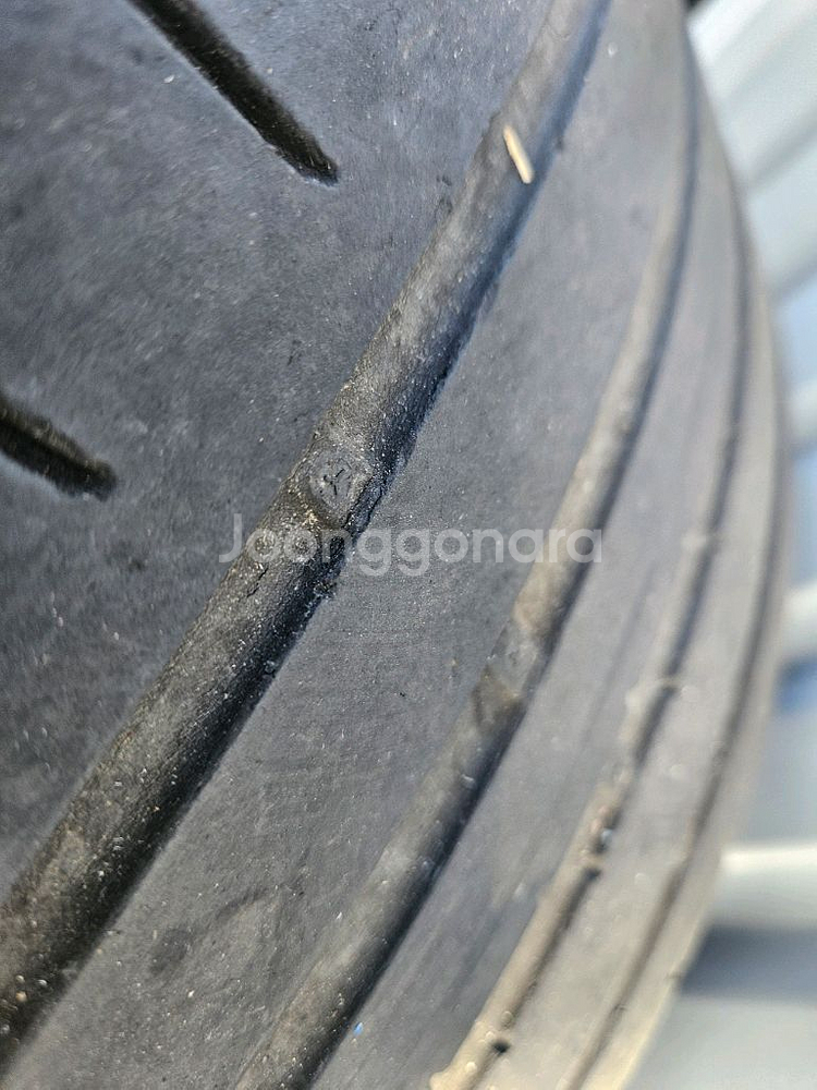 비바이브레이튼 포스3 18인치 휠타이어--8