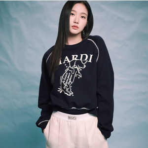 마르디메크르디 맨투맨 정품새상품