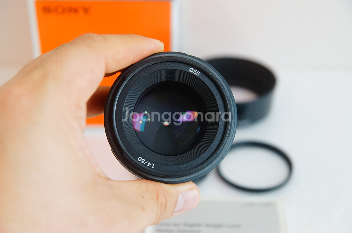 [소니] 여친렌즈 SAL 50mm f1.4 팝니다.--1