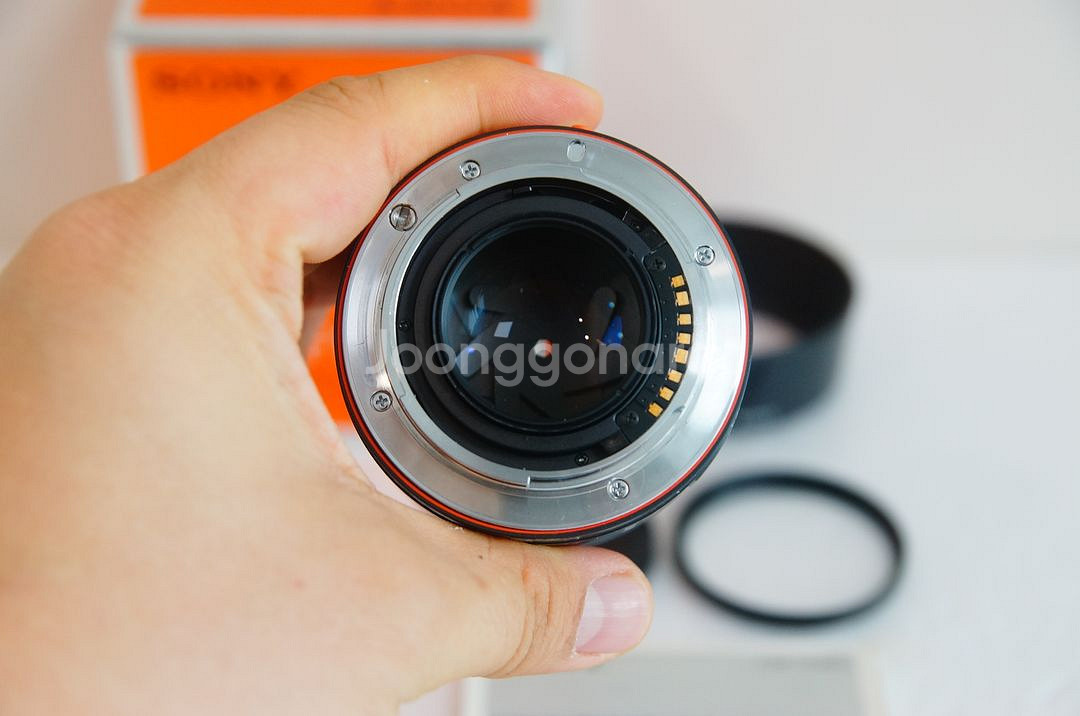 [소니] 여친렌즈 SAL 50mm f1.4 팝니다.--2