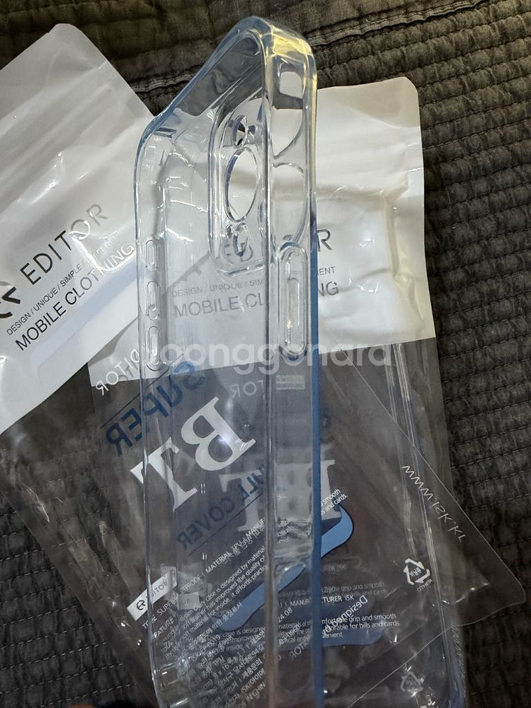 아이폰16 프로맥스 풀커버 케이스3,일반케이스1 팝니다--3