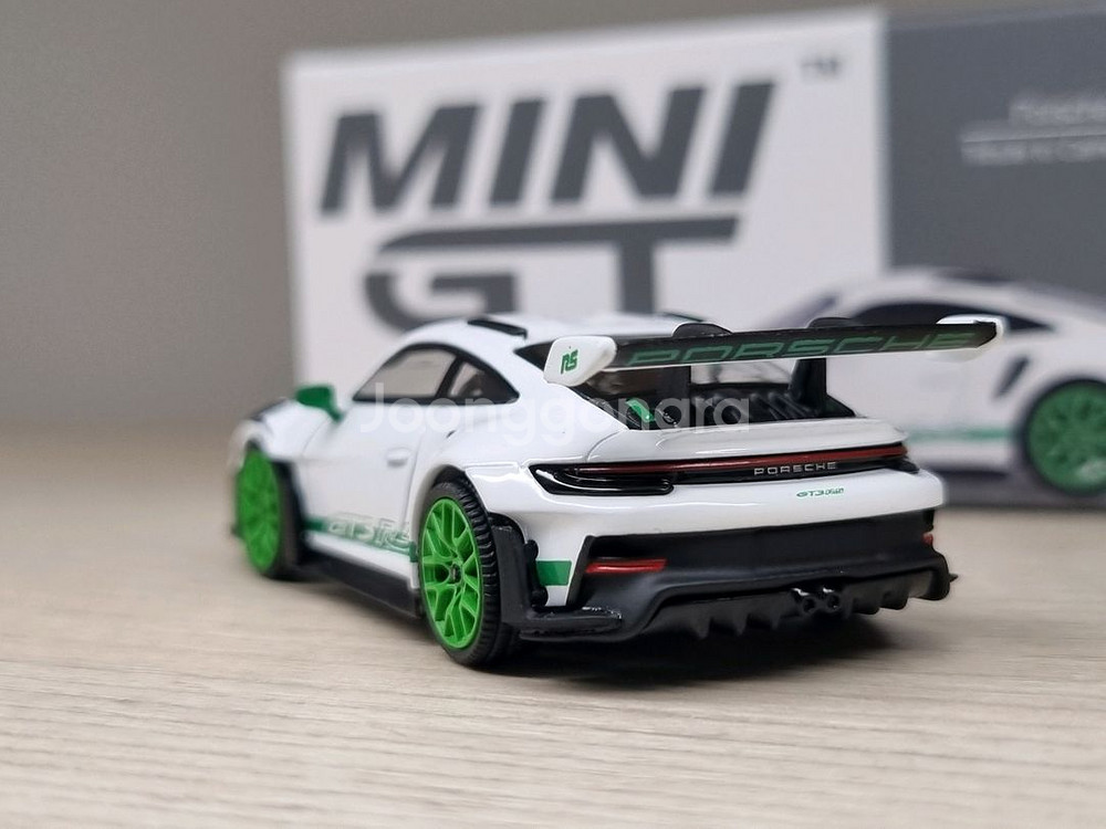 미니지티 포르쉐 911 GT3 RS 그린--1
