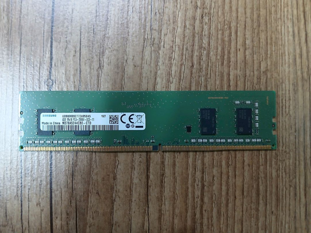 택포 DDR4 램 4기가--0