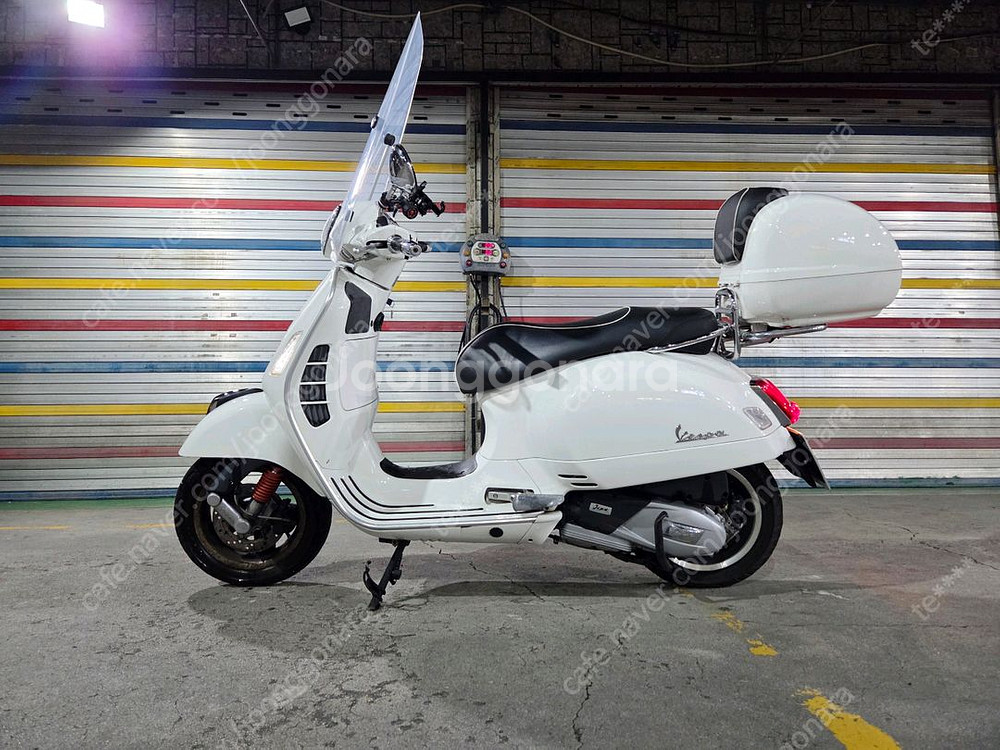 베스파 GTS125 ABS ARS LQ 화이트 수냉--1