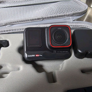 ACE PRO 액션캠 팝니다.