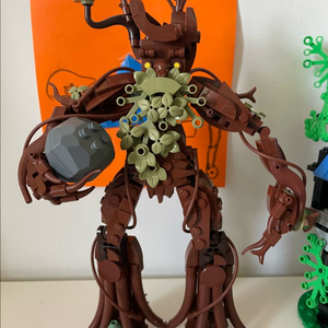 레고 반지의 제왕 엔트(tree beard) MOC