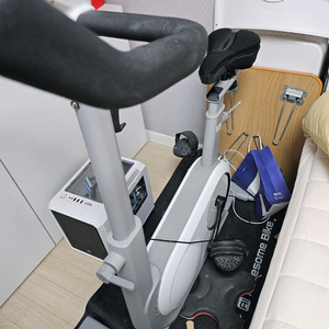 어썸바이크2 실내바이크 실내자전거 쯔위프트