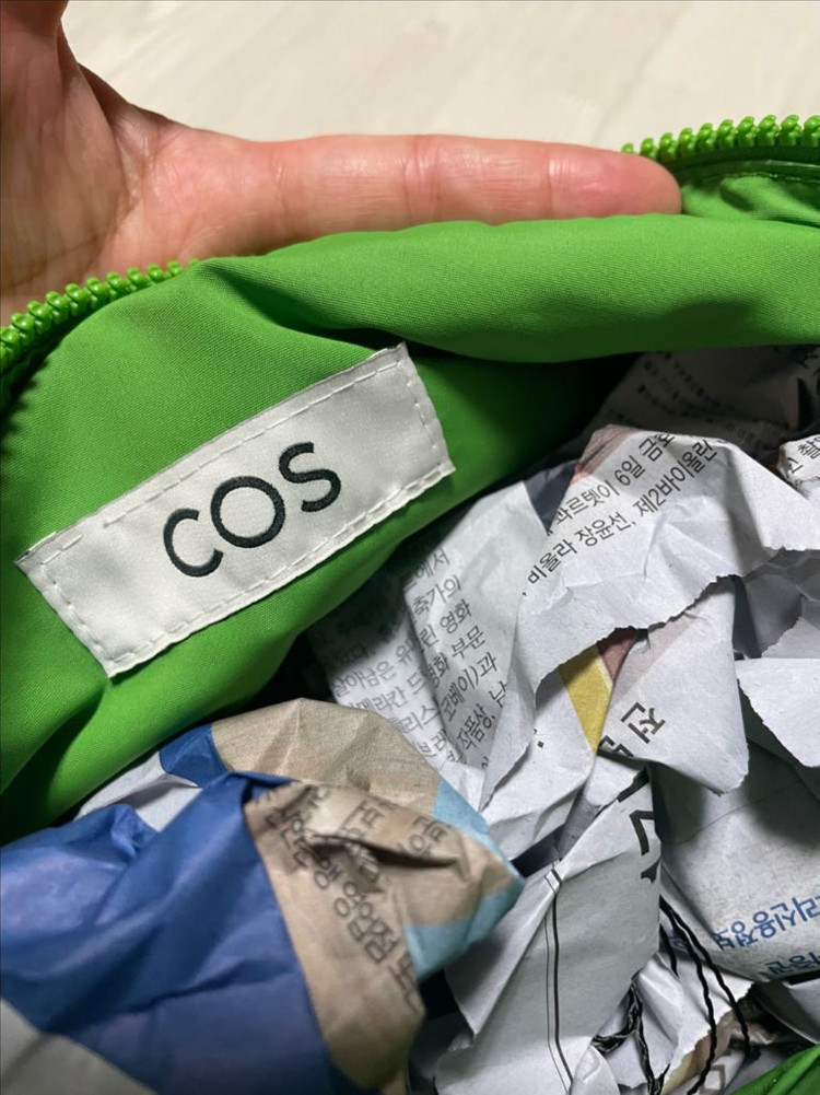 코스가방 정품 이미지