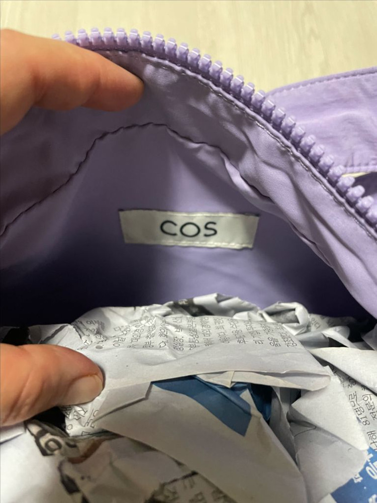 코스가방 정품 이미지