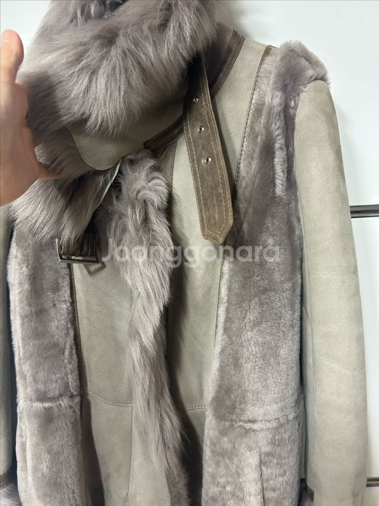 쏠레지아 양털 무스탕코트--5