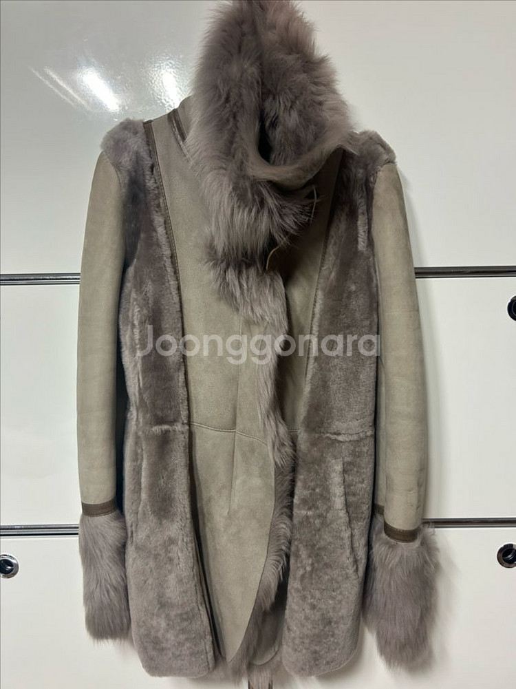 쏠레지아 양털 무스탕코트--4