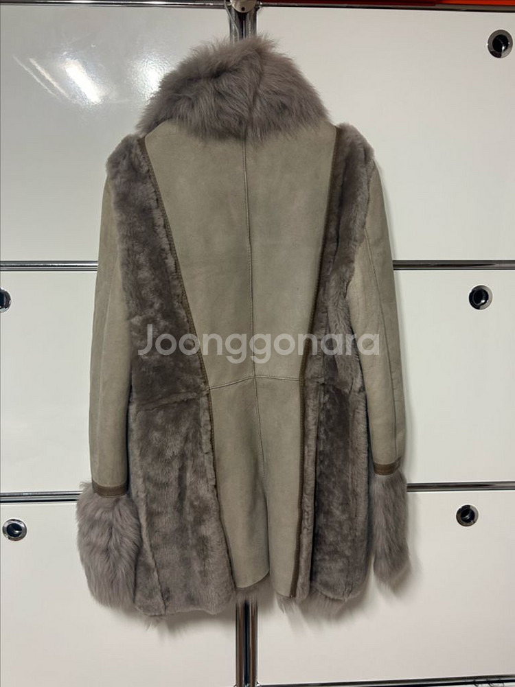 쏠레지아 양털 무스탕코트--3