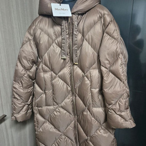 25FW막스마라 패딩 트레페 IT40 카멜