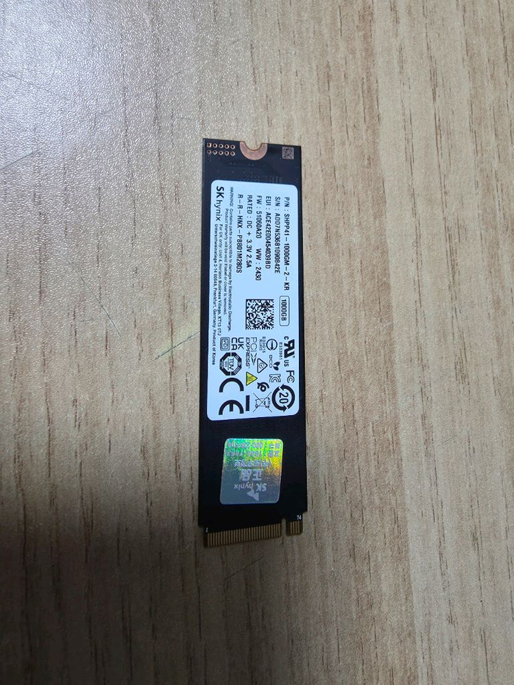 하이닉스 p41 1tb 국내 정품 10만에 팝니다--1