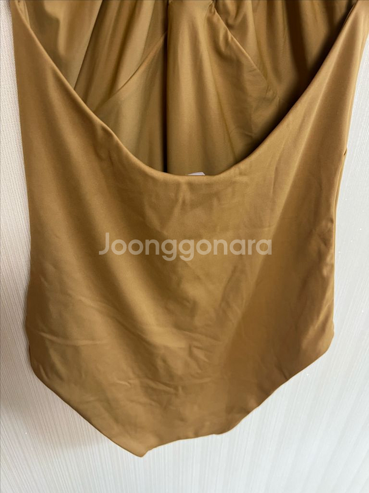 cos 수영복 홀터넥수영복 (새상품)--5