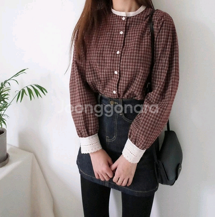 체크 레이스 프릴 블라우스 러블리 빈티지 모리 수달쌀롱--5
