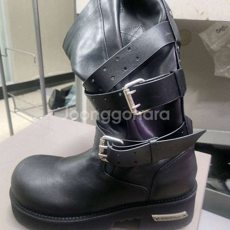 발렌시아가 베놈 부츠--0