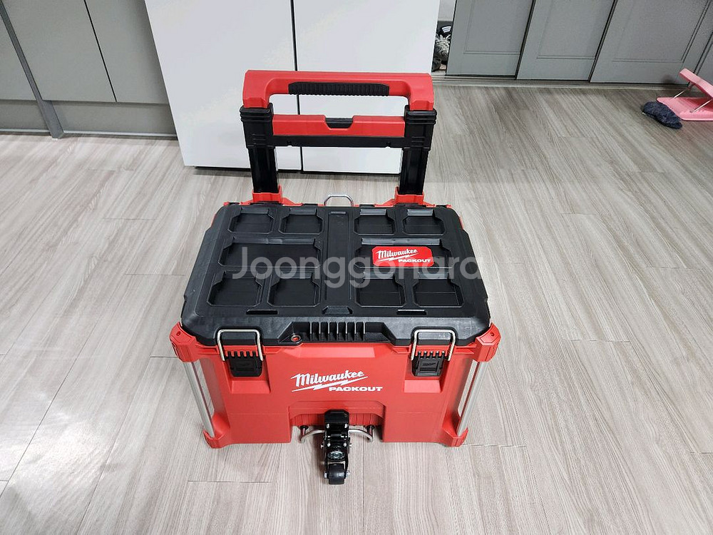 밀워키 팩아웃 롤링 툴박스 48-22-8427--0