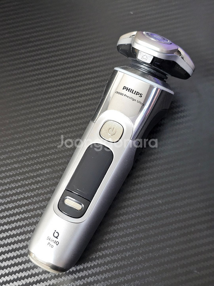 필립스 i9000 시리즈 프레스티지 울트라 전기면도기--5
