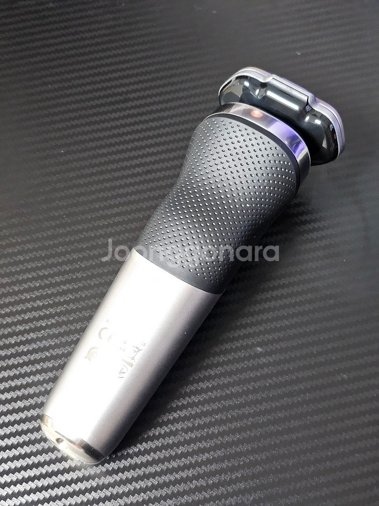 필립스 i9000 시리즈 프레스티지 울트라 전기면도기--4