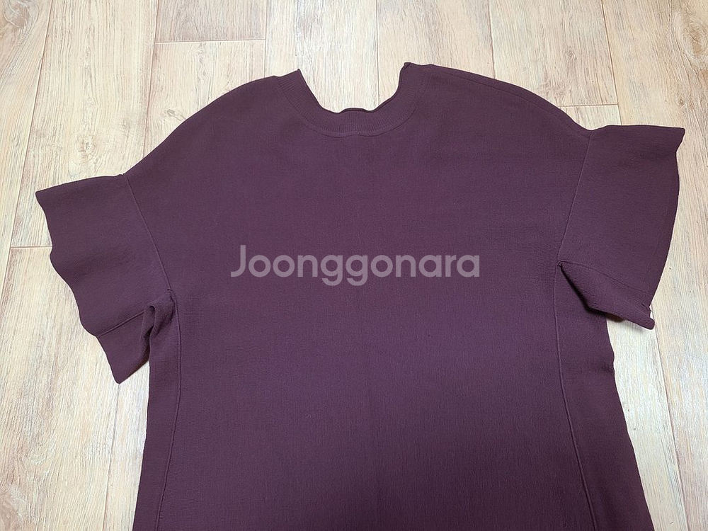 마인(MINE) 레터링자수 플레어 니트원피스 55--4