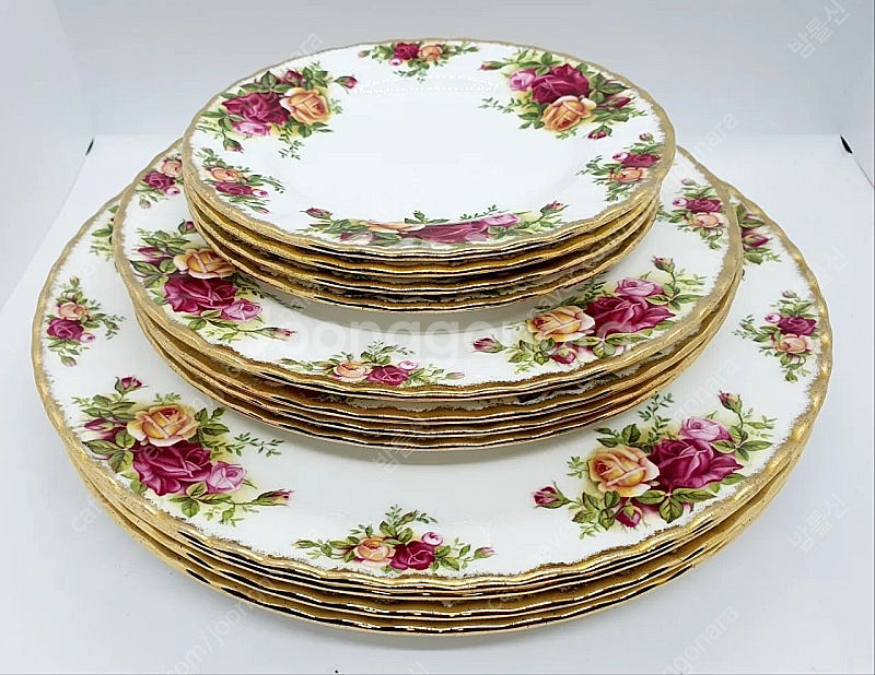 앤틱 영국 정품 로얄알버트 황실장미접시 트리오1조값--2