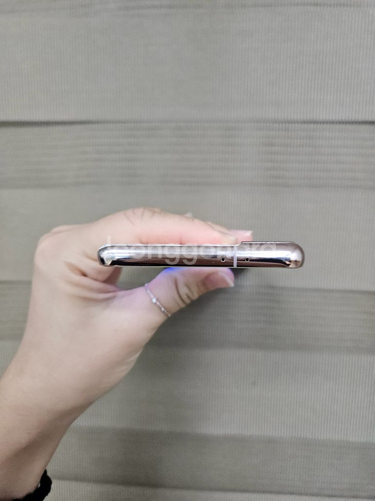 갤럭시 S21플러스 퍼플색상 256기가 무잔상--4