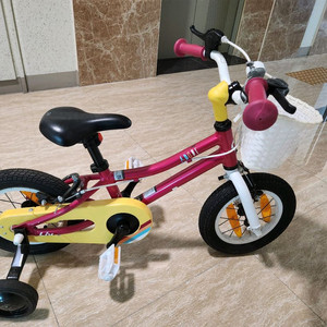 자이언트 LIV adore 12인치 아동 자전거 판매합