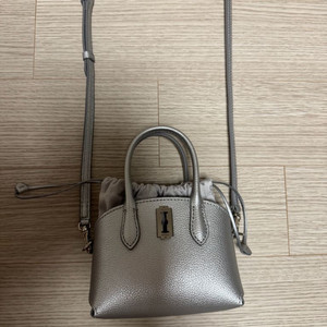 분크 토크 헐밋 크로스 미니백 판매합니다