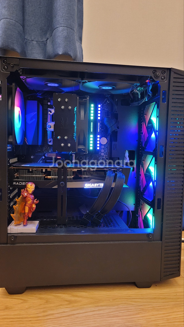 5700x3D 6700xt 도미플레 32g 최고급완본체--0