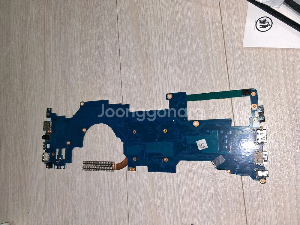 LG 그램 14Z960에서 적줄된 맏니보드--2