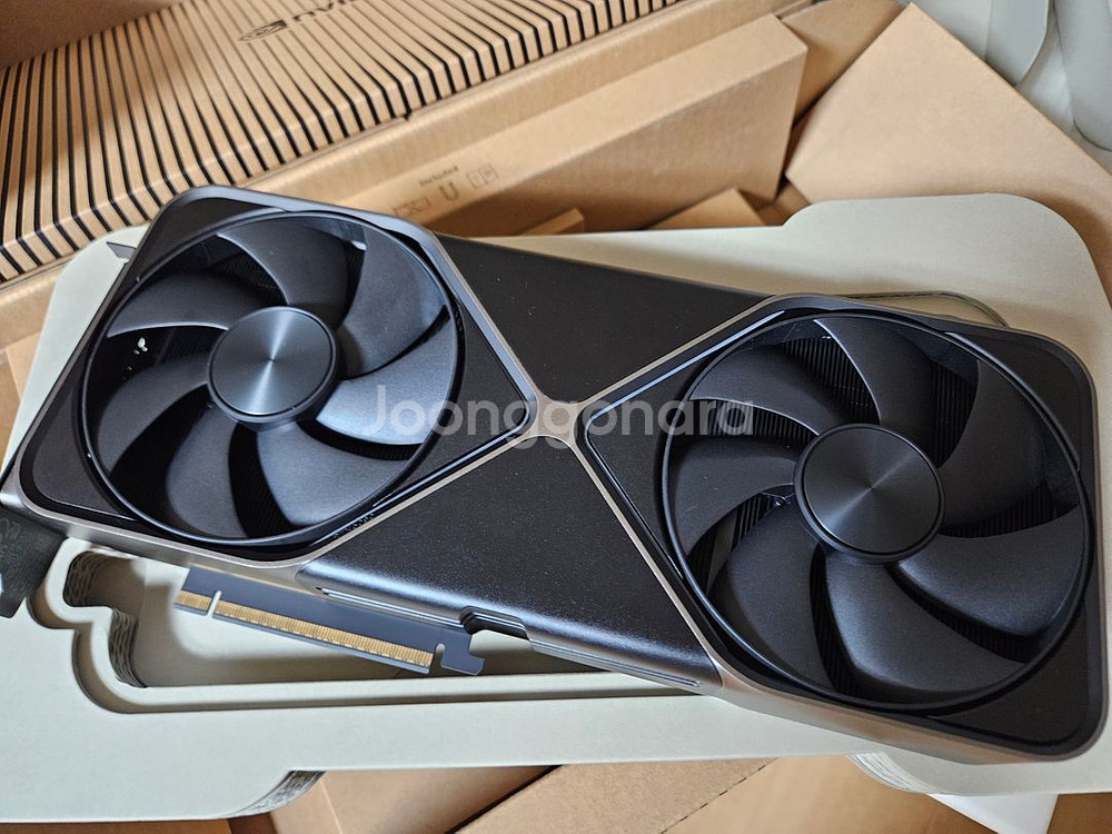 엔비디아 RTX 5080 FE 파운더스 판매합니다.--1