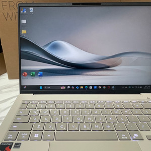 급처) ASUS 젠북 A14 2025 베이지