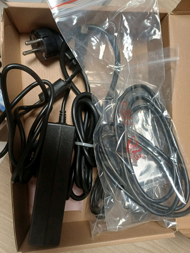 DS918+ Synology (예약중)--2