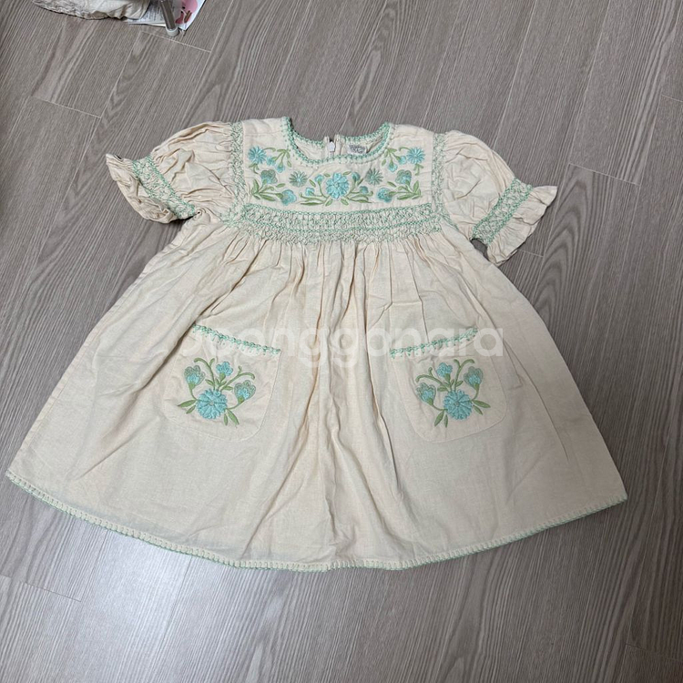 아폴리나 도라 밀크--0