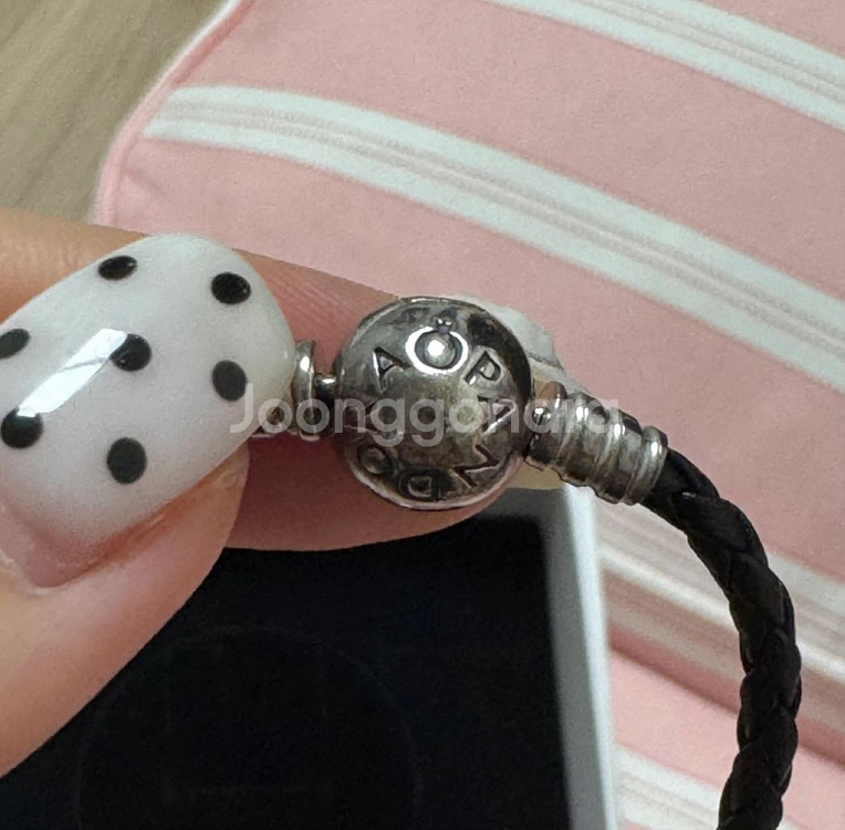 판도라 가죽 두줄 팔찌(정품)--1