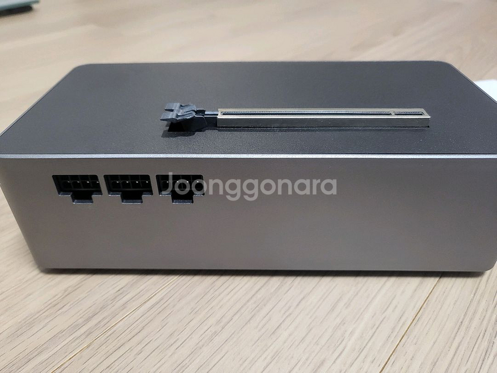 타오투 ag02s egpu독 팝니다.--3