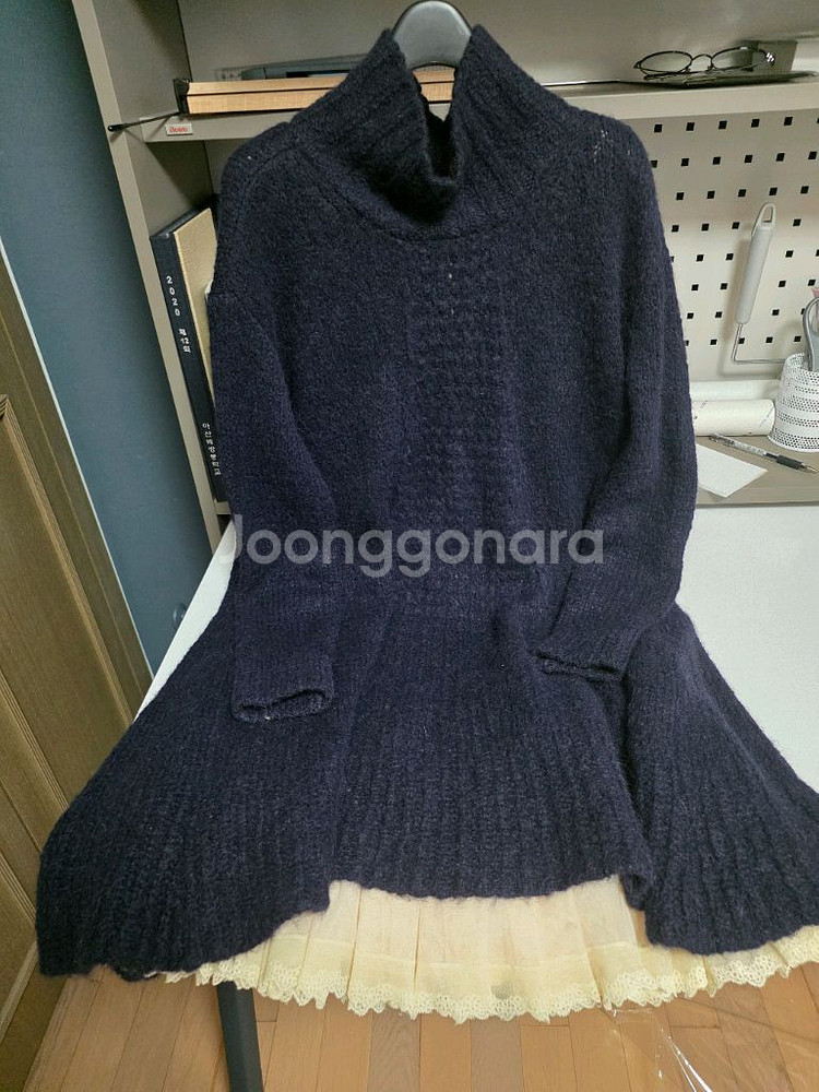 마인네이비 색상 터틀넥 니트 롱 원피스--4