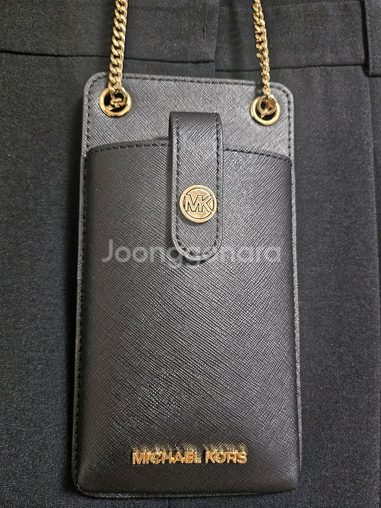 마이클코어스 폰 체인 크로스백--1