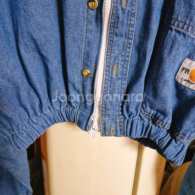 칼하트 크롭 데님 셔츠 자켓--3