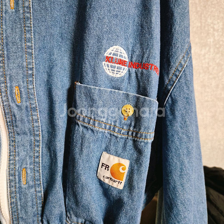 칼하트 크롭 데님 셔츠 자켓--2