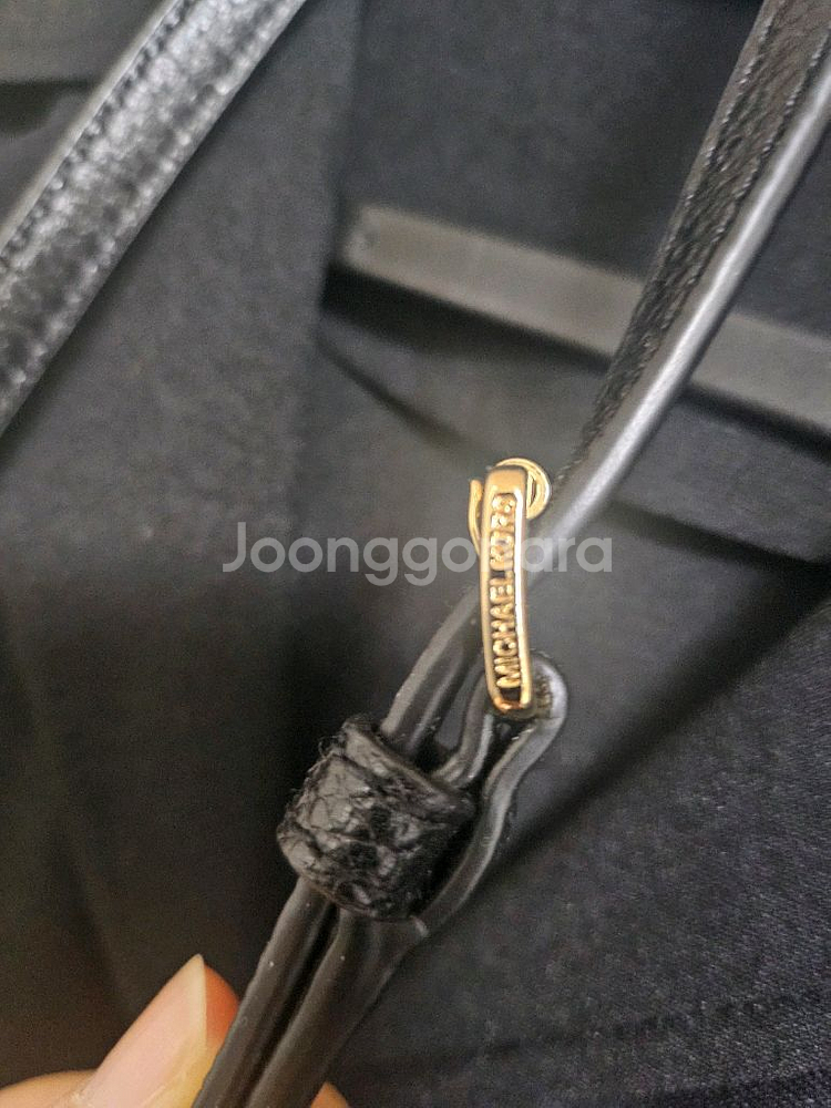 마이클코어스 카메라 크로스백--3