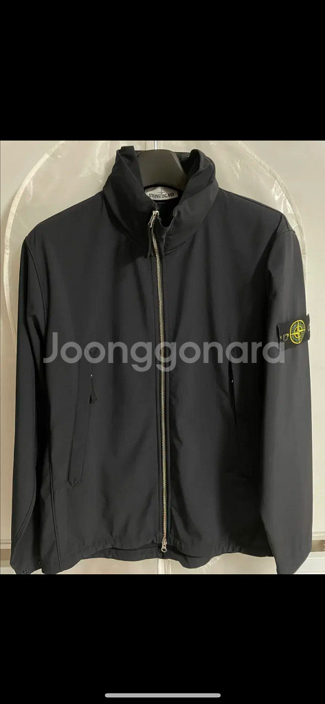 [XL] 스톤아일랜드 20fw 소프트쉘 바람막이--0