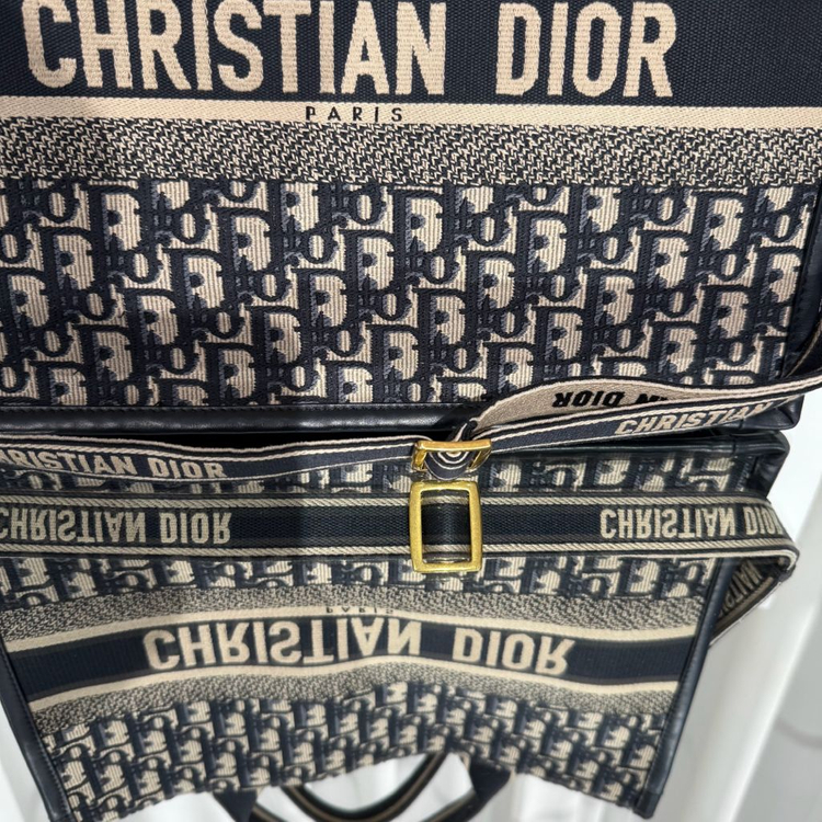 디올 오블리크 북토트 레더 백 미디엄--3